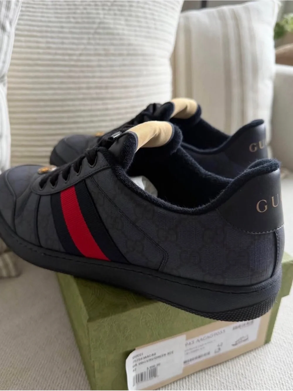 Gucci Navy Canvas Low-Top Sneakers with Red Web Stripe